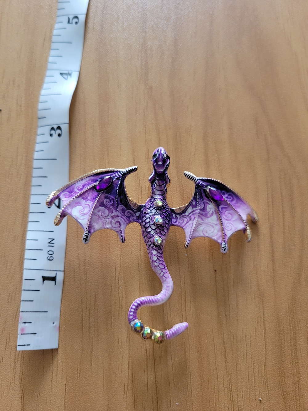 🧋NEW🧋Elegant Purple Dragon Brooch with Iridescent Accents
